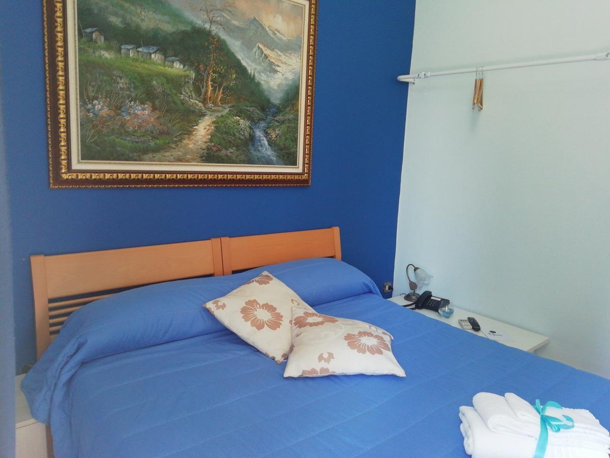 Bed and Breakfast Do Re Mi Bb à Trani Extérieur photo